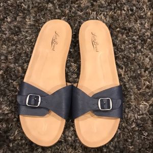 Lucky Brand Slides